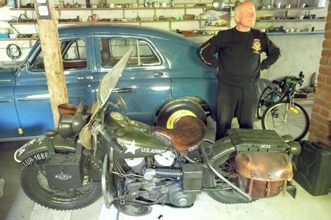 Mam 82 lata i lubię śmigać harleyem. Jak podjeżdżam to wszystkie dziewczyny do mnie biegną Mam 82 lata i lubię śmigać harleyem. Jak podjeżdżam to wszystkie dziewczyny do mnie biegną