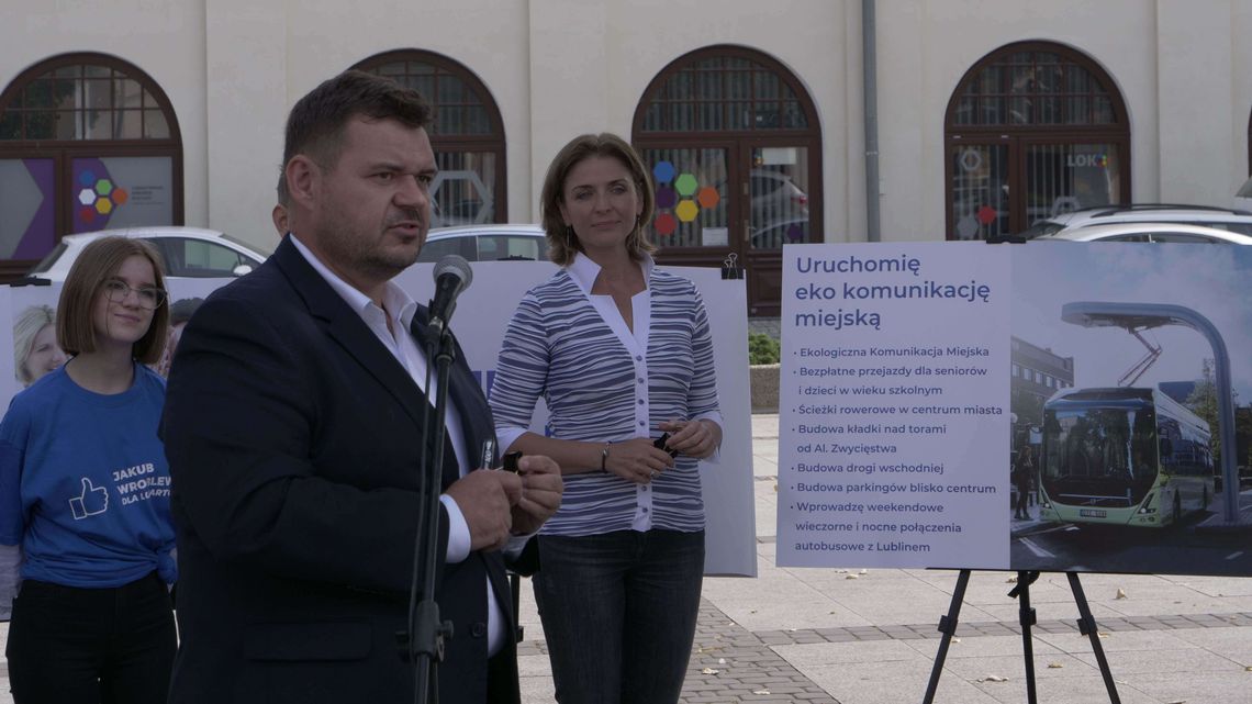 "Mam wrażenie, że Lubartów trochę zasypia". Posłanka poparła kandydata na burmistrza