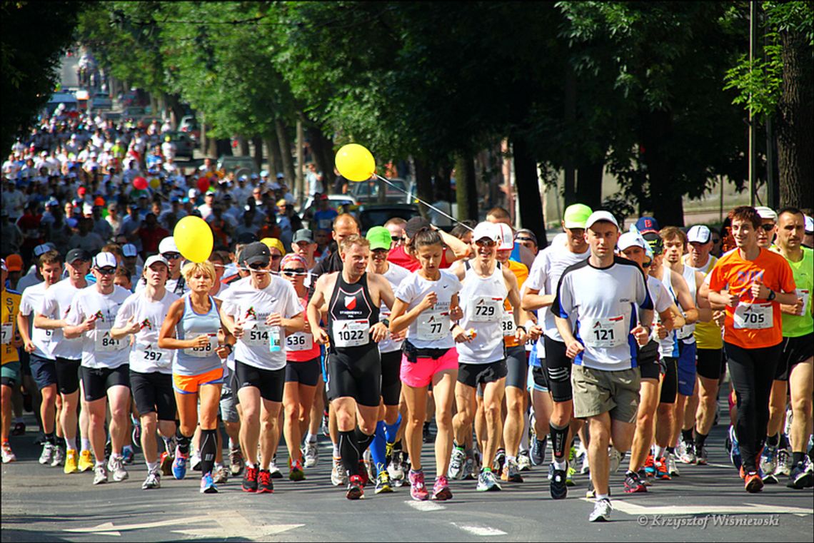 Maraton Lubelski przyciągnął biegaczy z całej Polski (zdjęcia, wideo) Maraton Lubelski przyciągnął biegaczy z całej Polski (zdjęcia, wideo)