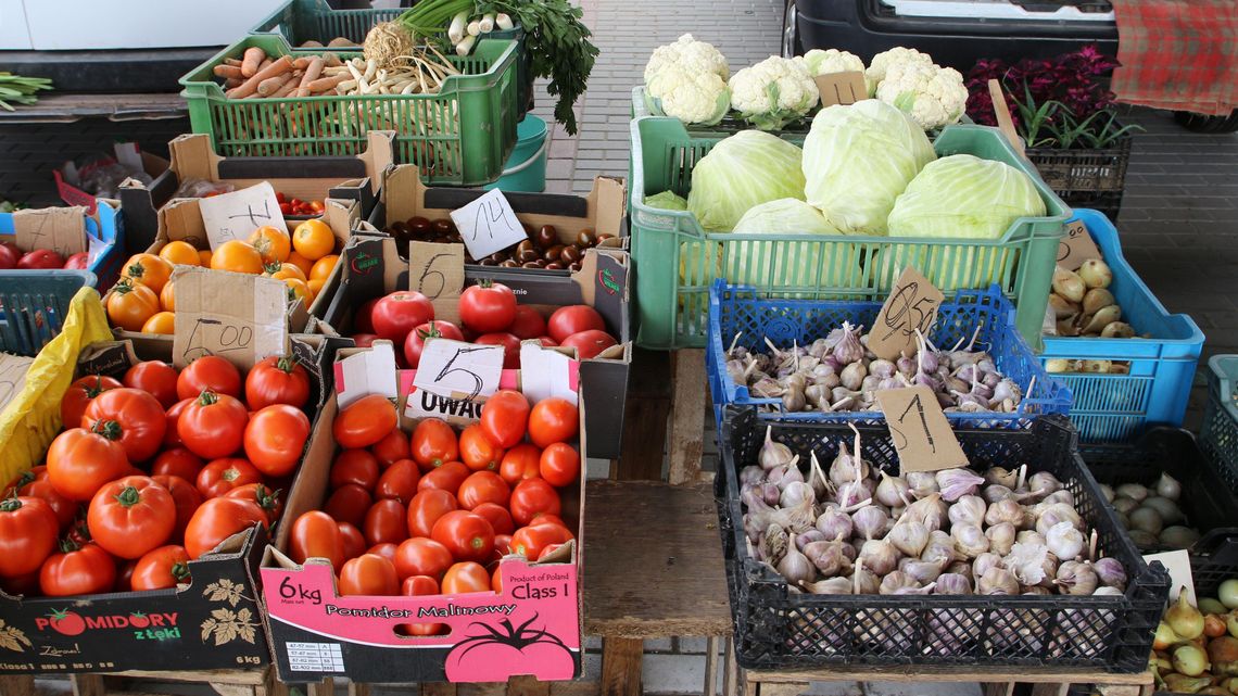 Markuszów: Gminę stać tylko na połowę targowiska