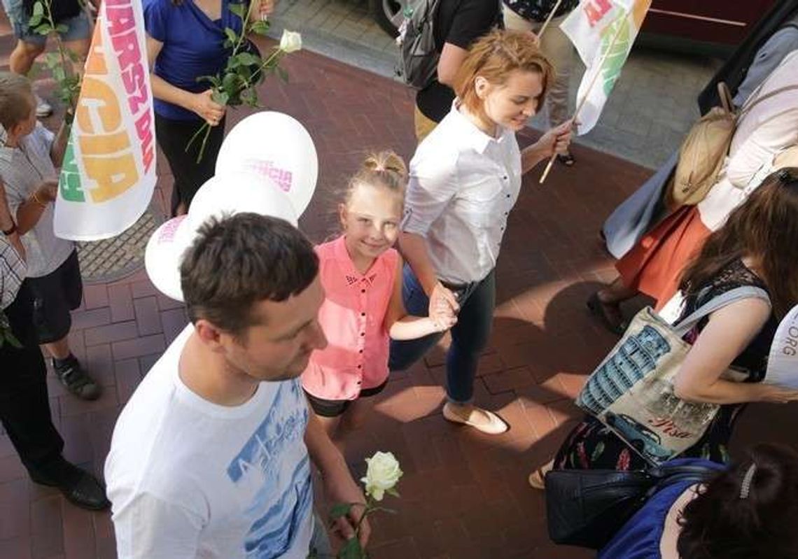 "Marsz dla życia i rodziny" przeszedł ulicami Lublina (zdjęcia, wideo) "Marsz dla życia i rodziny" przeszedł ulicami Lublina (zdjęcia, wideo)