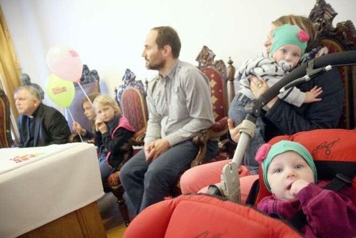 Marsz dla Życia i Rodziny w Lublinie. "Rodzina jest zagrożona, taka manifestacja jest potrzebna" Marsz dla Życia i Rodziny w Lublinie. "Rodzina jest zagrożona, taka manifestacja jest potrzebna"