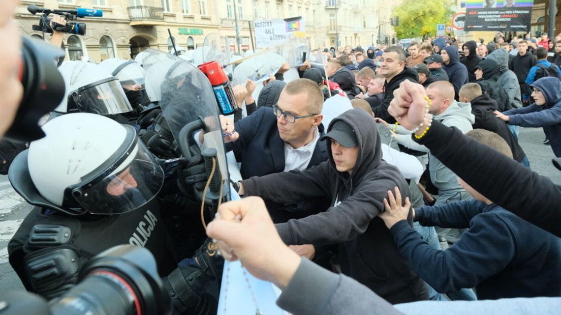 Marsz Równości w Lublinie. Policja: Ponad 30 osób zatrzymanych [zdjęcia, wideo]