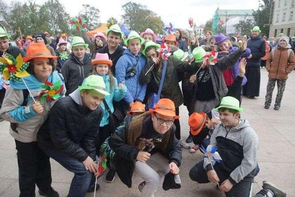 Marsz solidarności, koncert, wystawy, kiermasz. Światowy Dzień Zdrowia Psychicznego w Lublinie