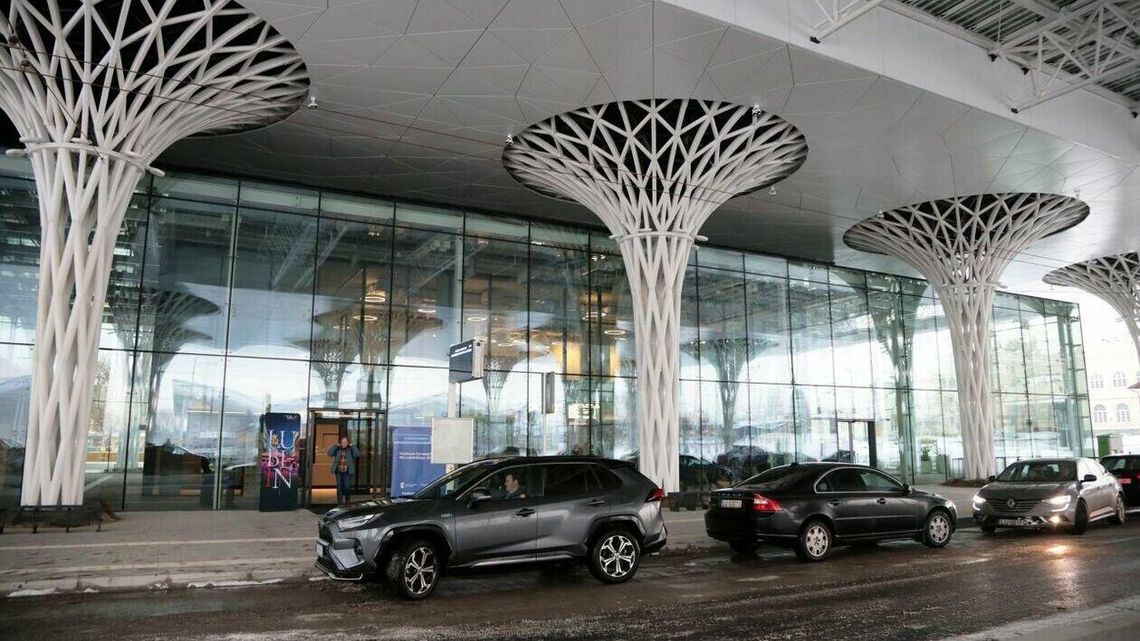 Marszałek dołoży prezydentowi. Chodzi o Dworzec Lublin