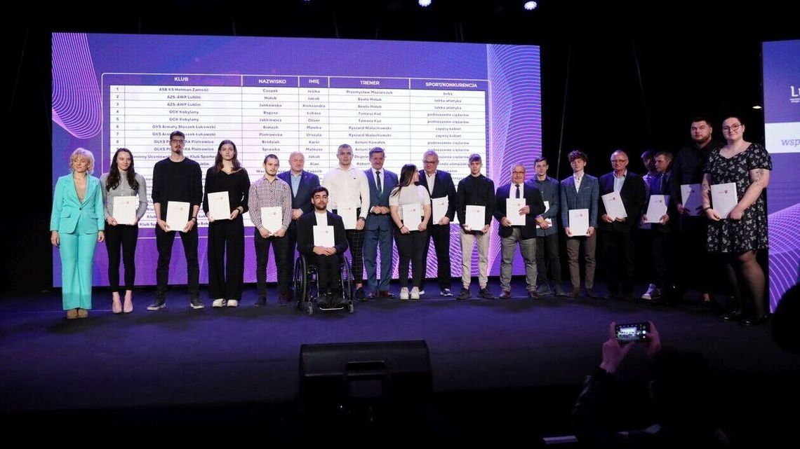 Marszałek rozdaje kasę. Ruszył nabór wniosków na stypendia sportowe Marszałek rozdaje kasę. Ruszył nabór wniosków na stypendia sportowe