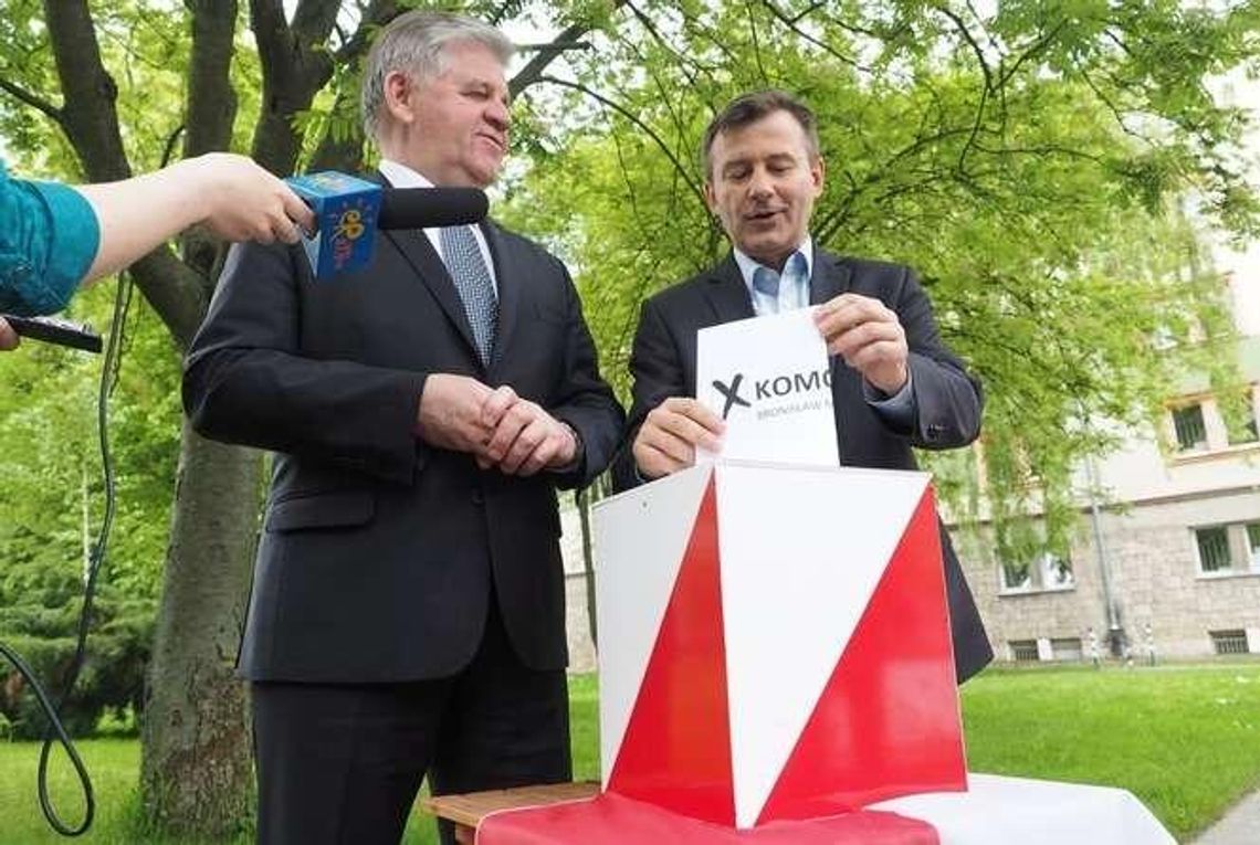 Marszałkowie agitowali za Komorowskim. Niby nic w tym dziwnego, ale... Marszałkowie agitowali za Komorowskim. Niby nic w tym dziwnego, ale...