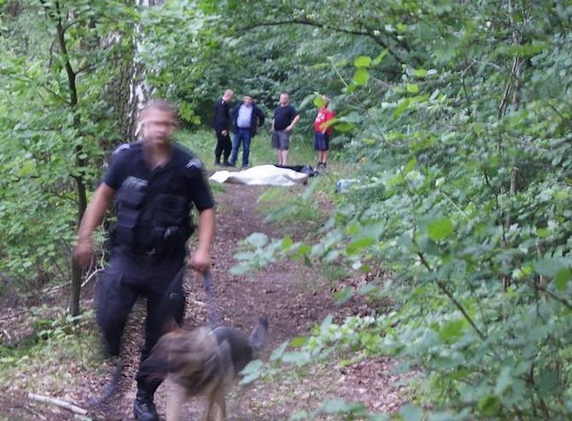 Martwe dziecko znaleziono w jeziorze, a w pobliżu zwłoki matki