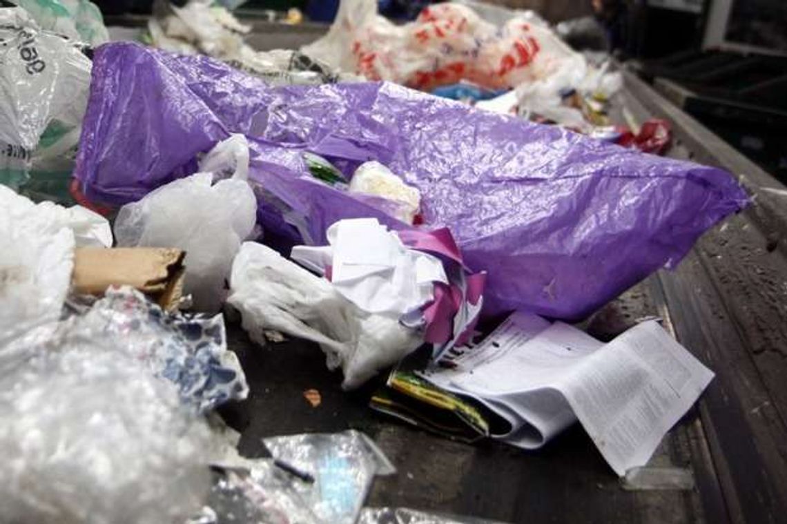 Martwy chłopiec w śmieciach. Jak zginął noworodek?