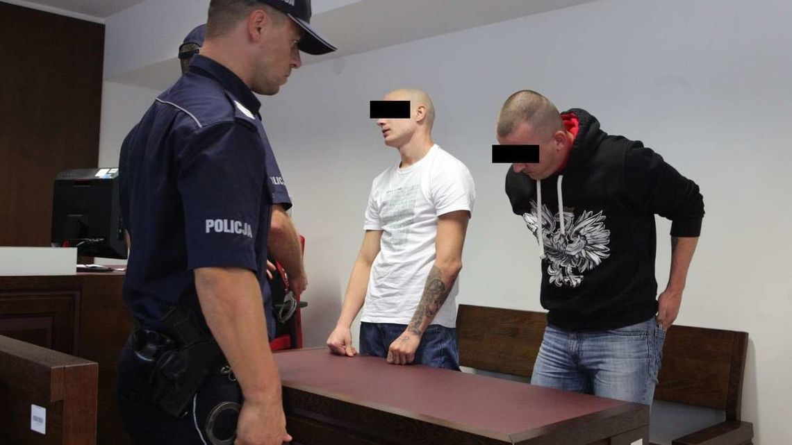 Martwy mężczyzna miał połamane żebra i zmasakrowaną twarz. Wyroki dla napastników Martwy mężczyzna miał połamane żebra i zmasakrowaną twarz. Wyroki dla napastników