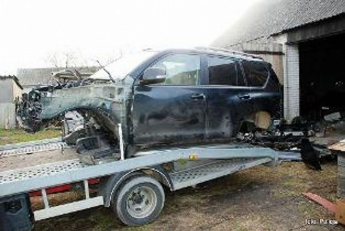 Marynin: Rozebrali na części toyotę wartą 200 tys. zł