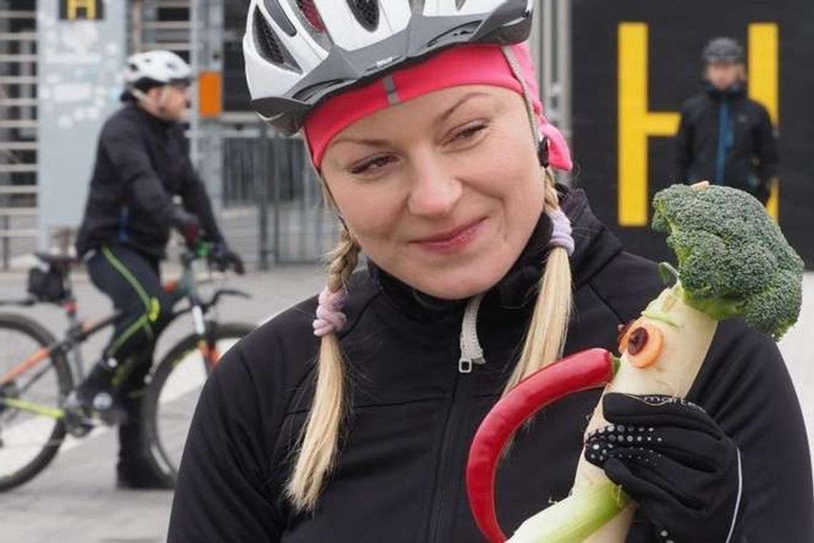 Marzanna z pietruszki i brokuła. Lubelscy rowerzyści przywitali wiosnę