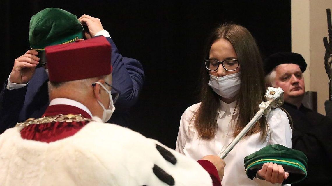 Maseczki i dystans. 1,9 tys. studentów w zaczyna naukę na Uniwersytecie Przyrodniczym