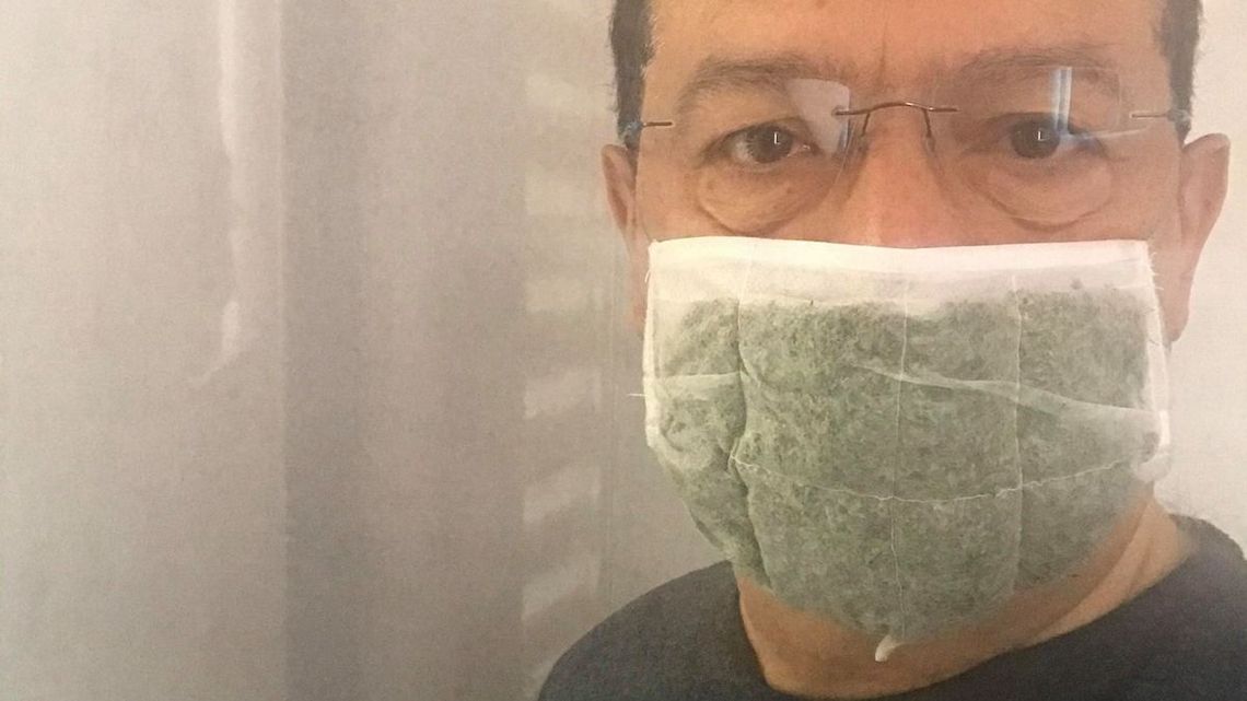 Maska z żywych roślin zatrzymuje wirus grypy. Czy zatrzyma koronawirusa? Maska z żywych roślin zatrzymuje wirus grypy. Czy zatrzyma koronawirusa?