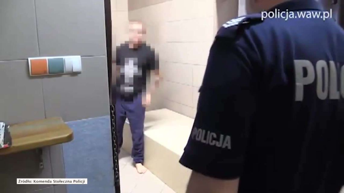 Maszerował w koszulce z symbolem SS. Zatrzymała go policja [wideo]