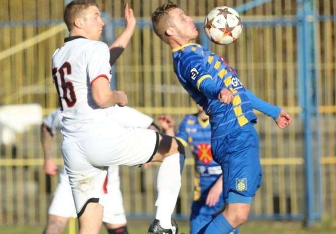 Maszerują do III ligi, Opolanin – Stal 0:2 