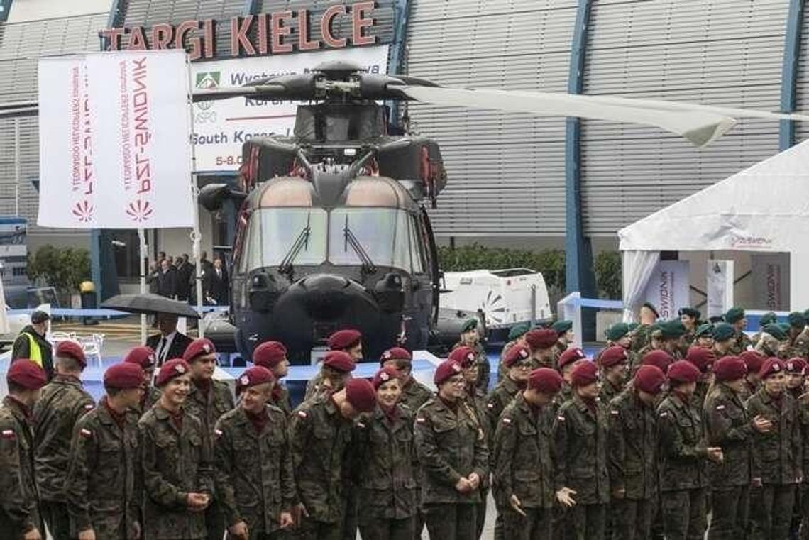 Maszyny ze Świdnika na kieleckich targach zbrojeniowych (zdjęcia) Maszyny ze Świdnika na kieleckich targach zbrojeniowych (zdjęcia)
