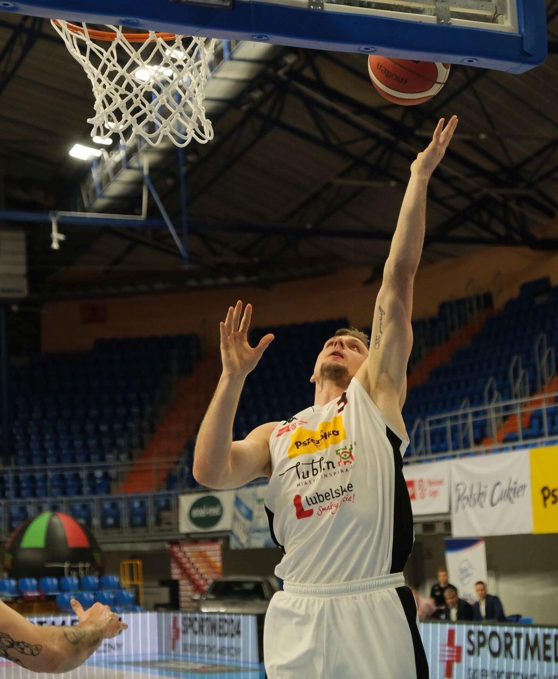 Mateusz Dziemba odszedł z Pszczółki Start Lublin i już zadebiutował w nowym zespole Mateusz Dziemba odszedł z Pszczółki Start Lublin i już zadebiutował w nowym zespole