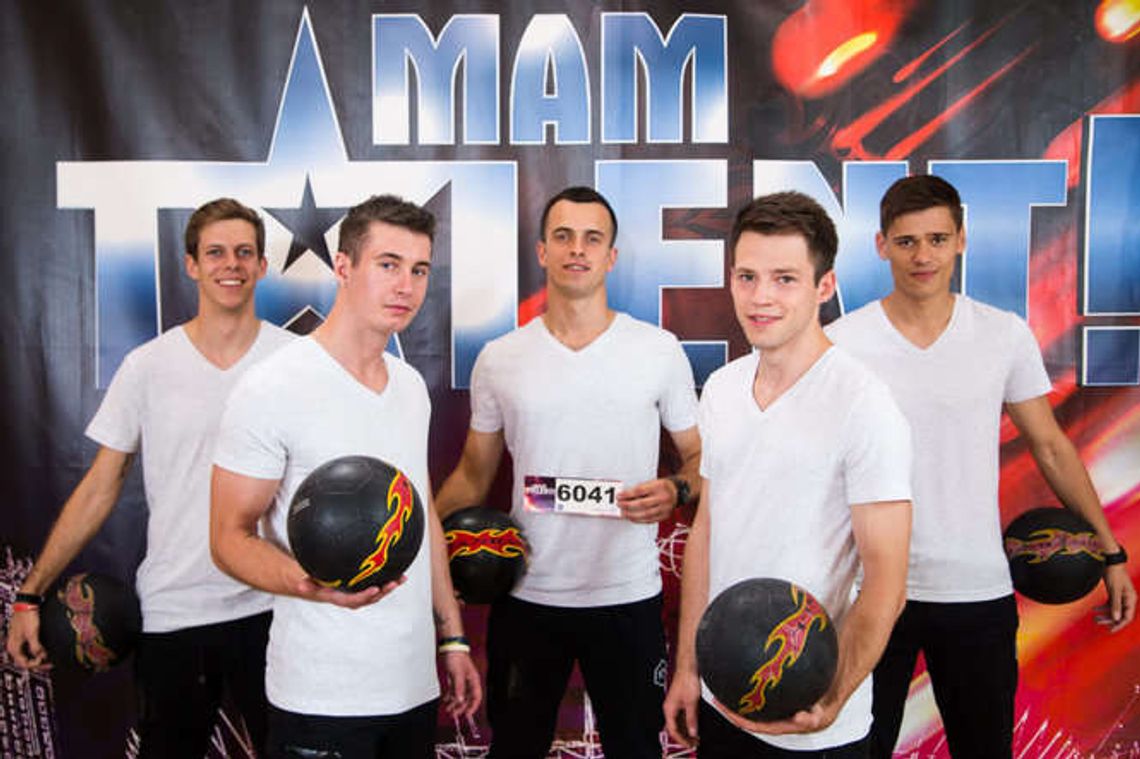 Mateusz Odrzygóźdź z Radzynia i grupa R-Style dziś w półfinale Mam Talent