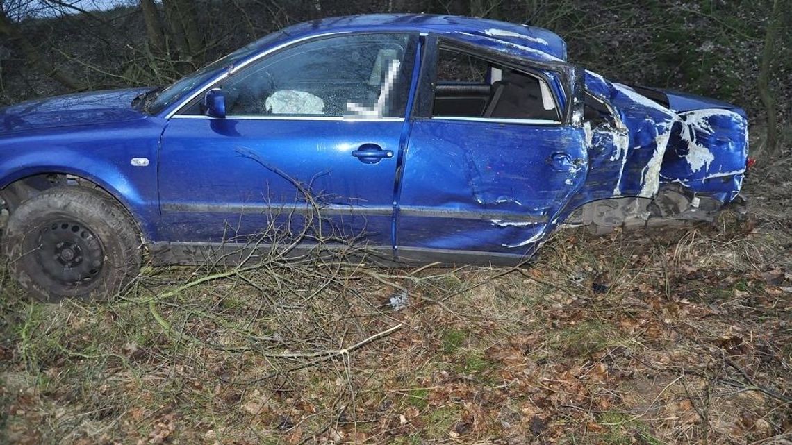 Matka z dzieckiem wjechała do rowu. Stan trzeźwości dużo wyjaśnia