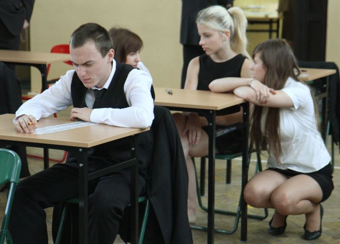 MATURA 2012 ANGIELSKI ODPOWIEDZI ARKUSZ