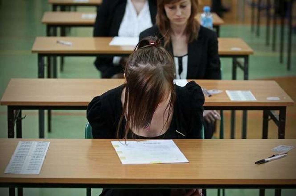 Matura 2015 poprawkowa: Powtórka dla tych, którym się nie udało Matura 2015 poprawkowa: Powtórka dla tych, którym się nie udało