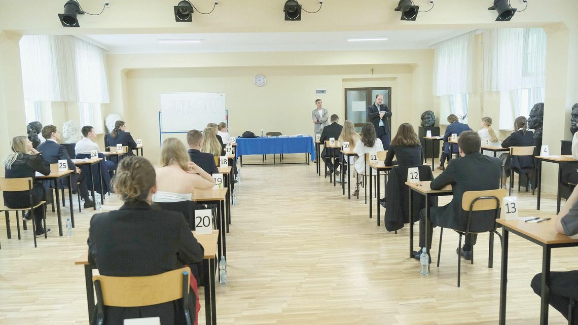 Matura 2023. Pewniaki to "Dziady" i "Lalka". Czym może zaskoczyć egzamin?