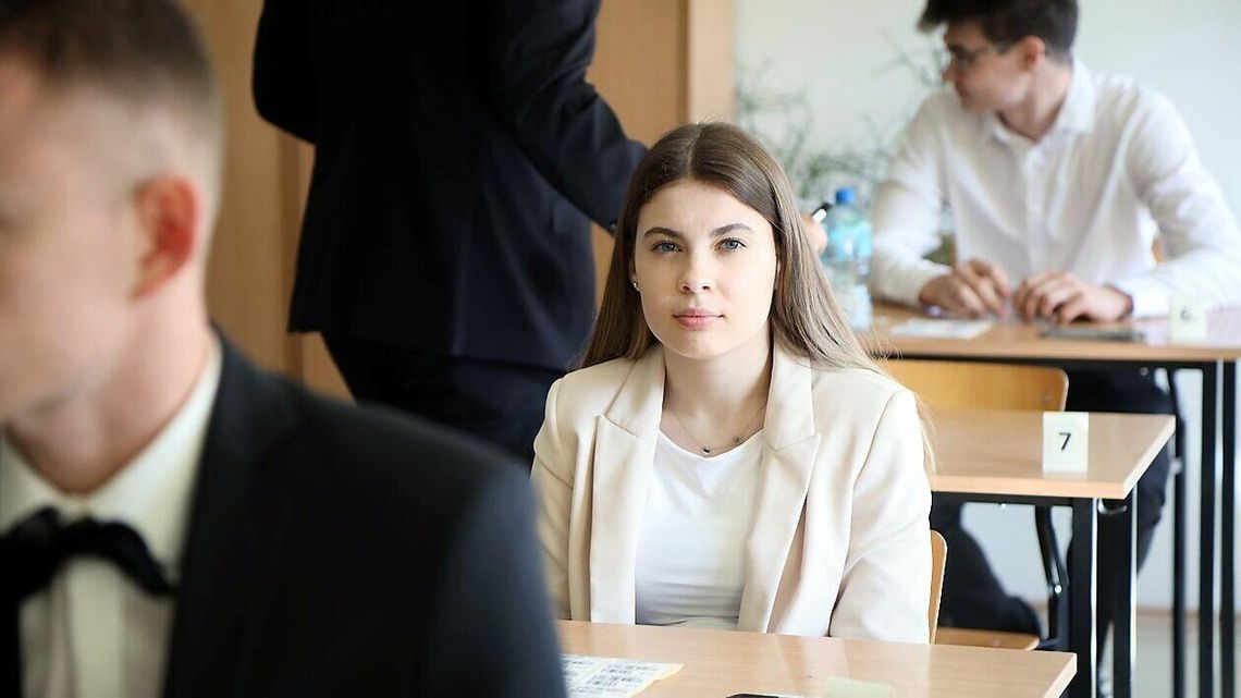 Matura 2025: Sprawdź się w naszym quizie i zobacz, czy zdałbyś z języka polskiego Matura 2025: Sprawdź się w naszym quizie i zobacz, czy zdałbyś z języka polskiego