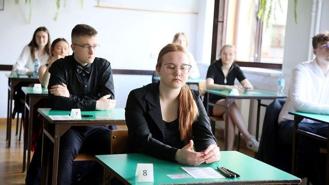 Maturalny maraton trwa. Teraz rozszerzenia i ustne