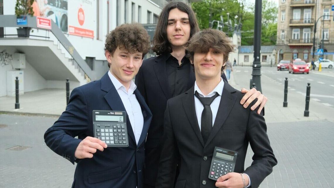 Maturzyści oceniają egzamin z matematyki: Bułka z masłem Maturzyści oceniają egzamin z matematyki: Bułka z masłem