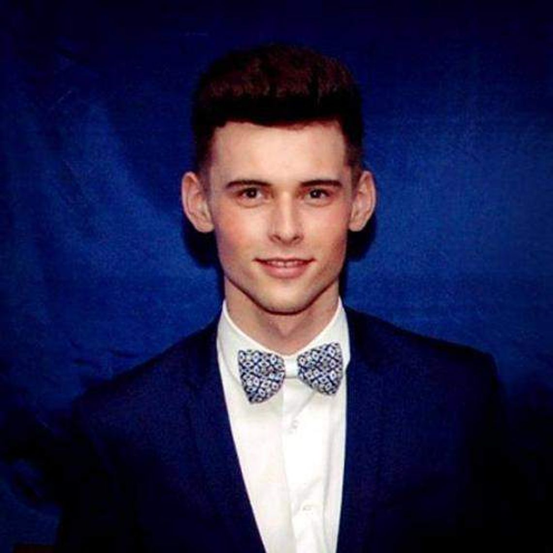 Maturzysta (już) z własną marką. Robi muszki