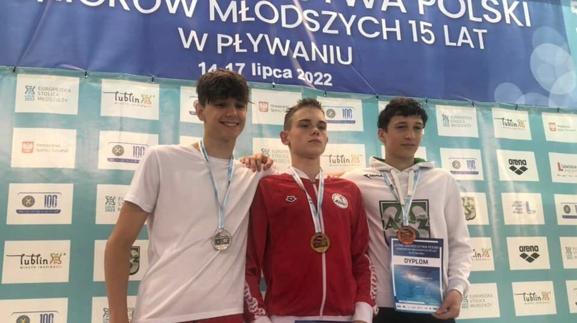 Medale naszych młodych pływaków w mistrzostwach Polski juniorów