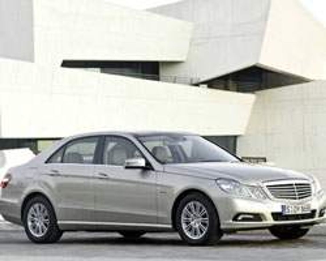 Mercedes E klasa (nr 14) - 14 głosów