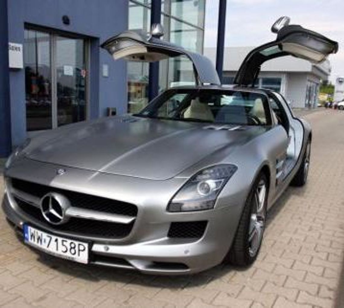 Mercedes za milion złotych