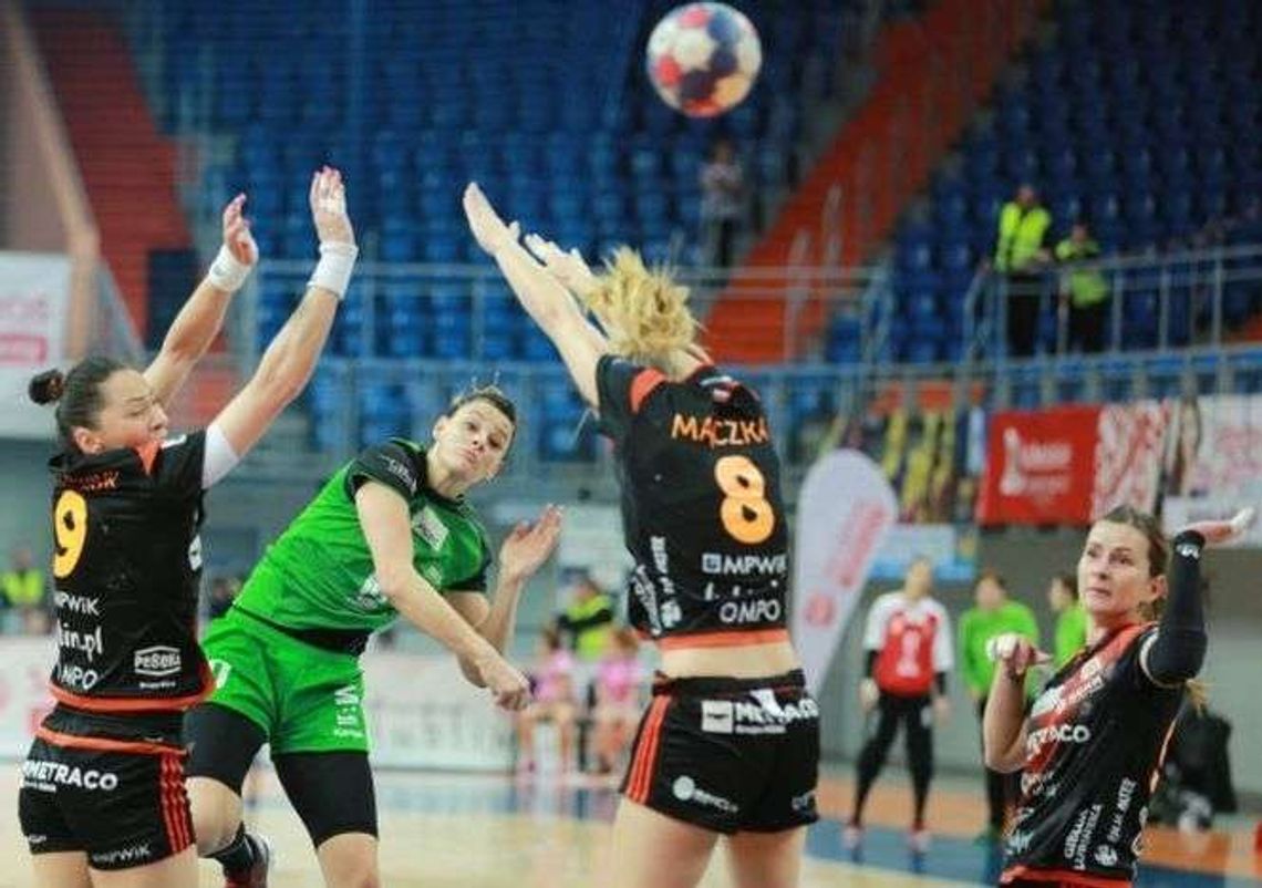 Metraco Zagłębie – MKS Selgros 25:22. Spóźniona pogoń mistrzyń