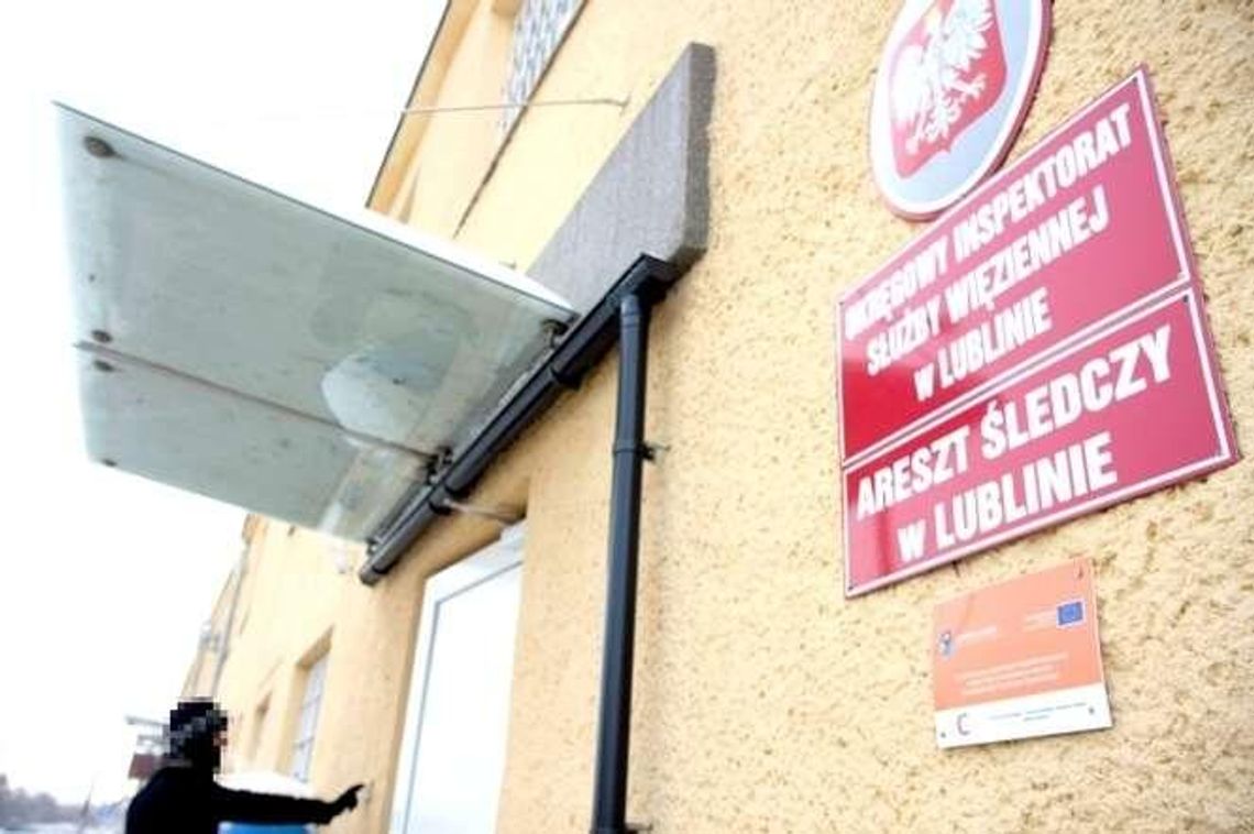 Miał 130 gramów marihuany w plecaku. Były strażnik więzienny oskarżony