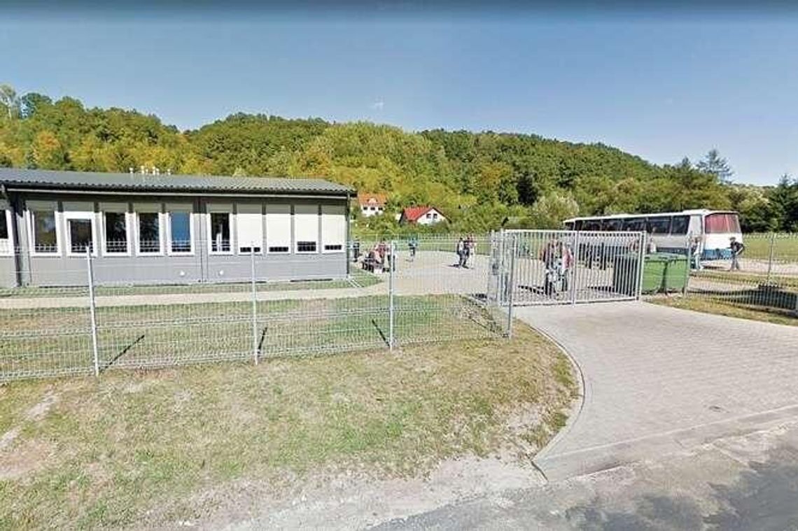 Miał być basen, sklepy, sala widowiskowa. Firma pokazała koncepcję, a teraz milczy