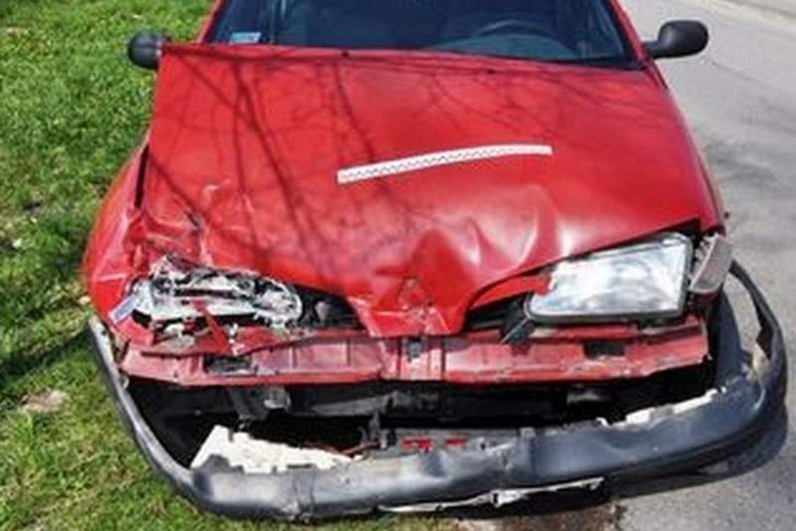 Miał prawie 3 promile. Wiózł żonę i dzieci, wjechał w inny samochód