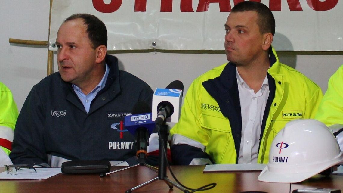 Miały być podwyżki w Azotach, ale ich nie ma. Związki rywalizują, który jest twardszy Miały być podwyżki w Azotach, ale ich nie ma. Związki rywalizują, który jest twardszy