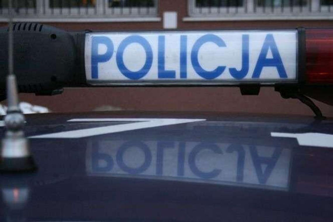 Miały handlować kocami, a okradły mieszkanie