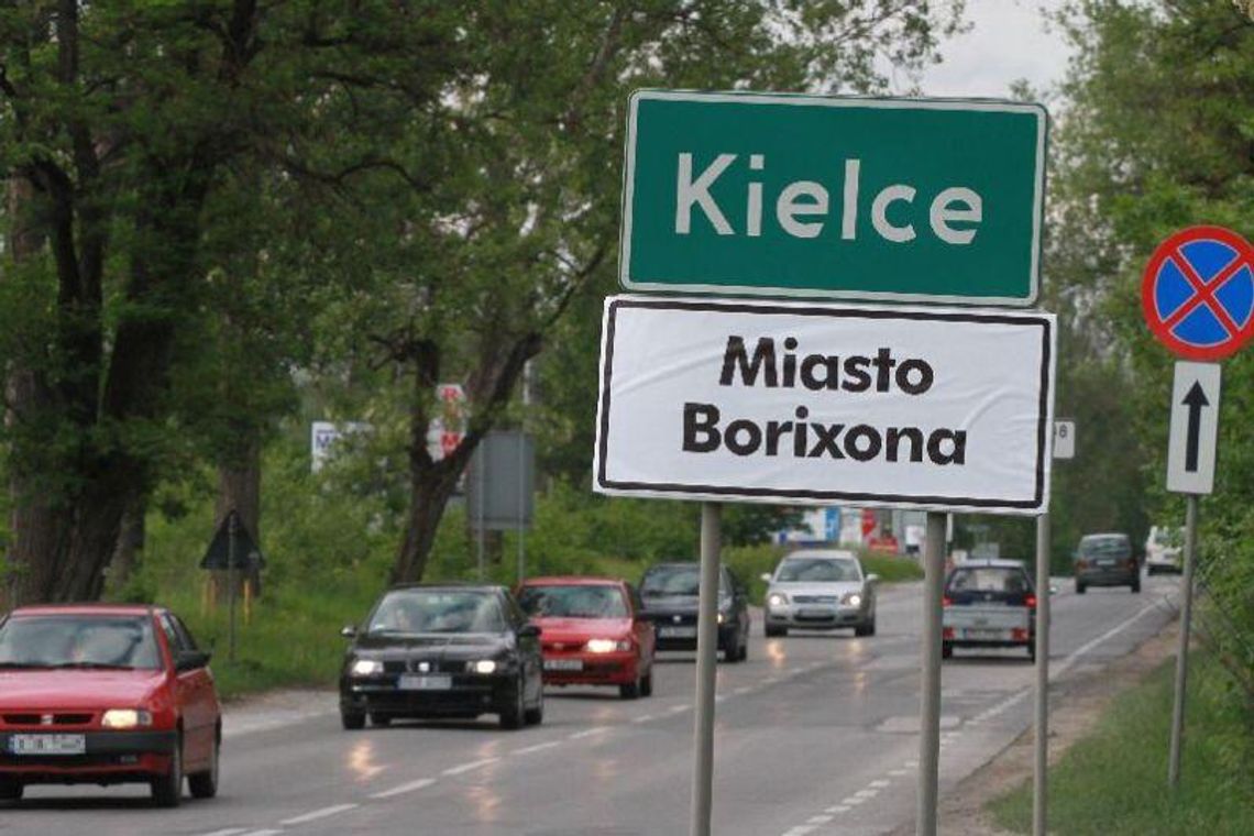 \"Miasto Borixona\": Wszystkie znaki wjazdowe do Kielc zaklejone