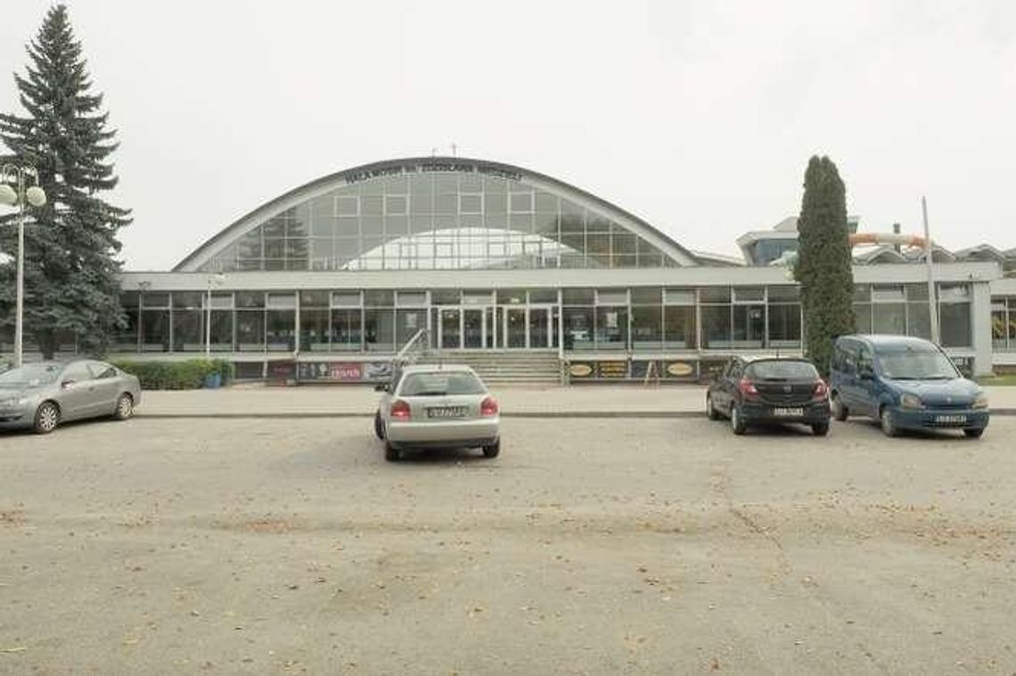 Miasto chce odnowić halę MOSiR przy Al. Zygmuntowskich