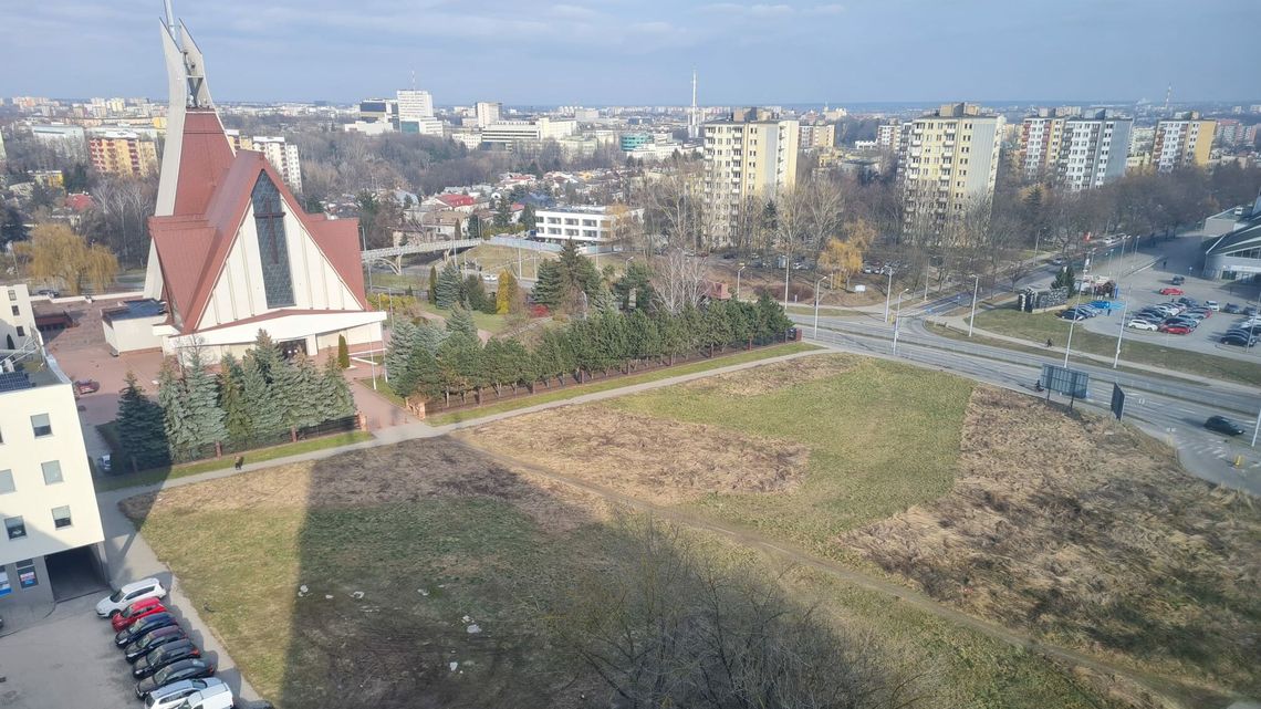 Miasto chce sprzedać działki przy ul. Filaretów. Wiemy, kto jest nimi zainteresowany Miasto chce sprzedać działki przy ul. Filaretów. Wiemy, kto jest nimi zainteresowany
