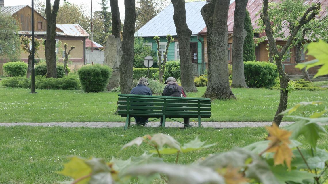 Miasto królewskie się wyludnia i czeka na odmianę. Reportaż Dziennika Wschodniego