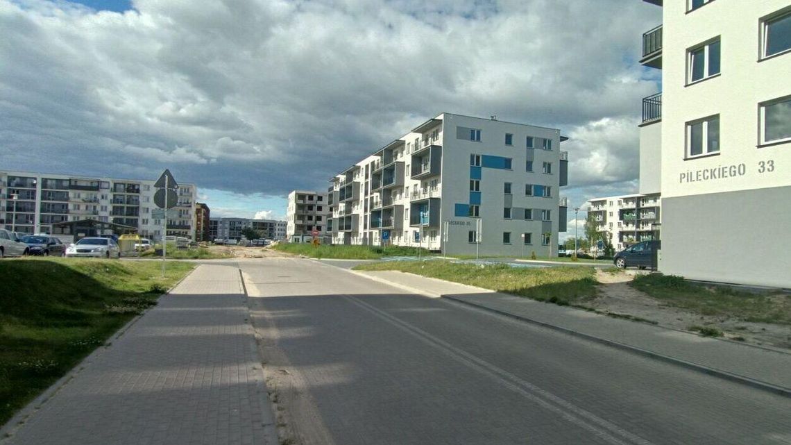 Miasto kupuje kostkę, deweloper buduje ulicę 