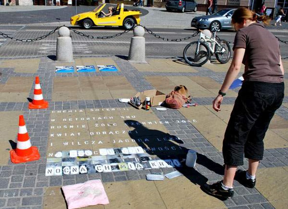 Miasto Poezji 2015: Zaproś wiersze do domu