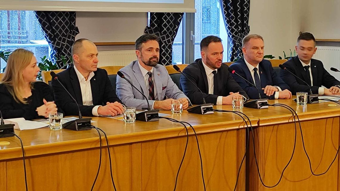 Miasto połączy się z autostradą A2. Liczy na pomoc wojewody Miasto połączy się z autostradą A2. Liczy na pomoc wojewody