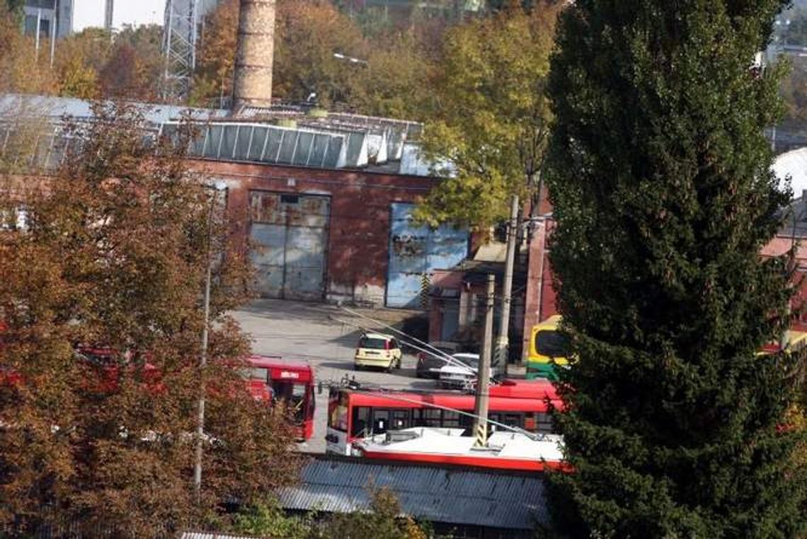 Miasto przeceni działkę z zajezdnią