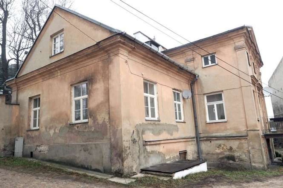 Miasto sprzedaje nieruchomości. Lokatorzy 40 mieszkań musza się przeprowadzić Miasto sprzedaje nieruchomości. Lokatorzy 40 mieszkań musza się przeprowadzić