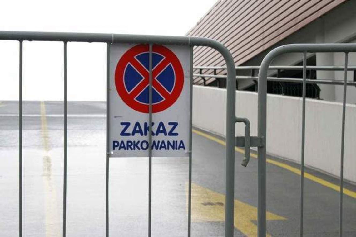 Miasto zapłaci za remont parkingu. Ale nie odpuści wykonawcy